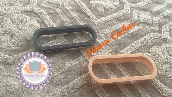 Plastic biscuits cutter oval shaped
